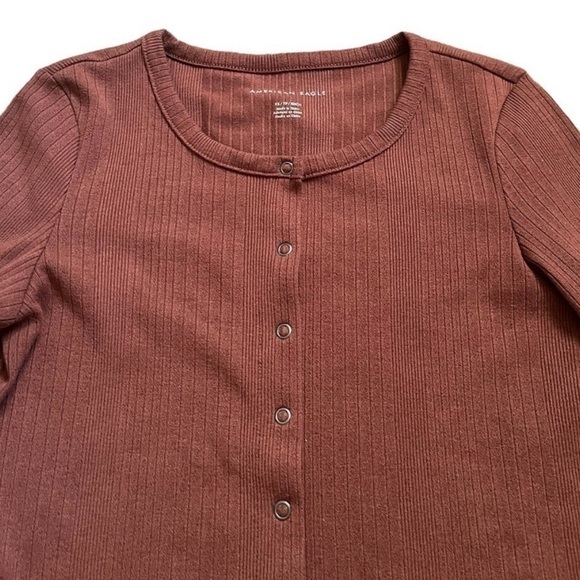 American Eagle Brown Long Sleeve Top With Button Closure - Picture 2 of 6